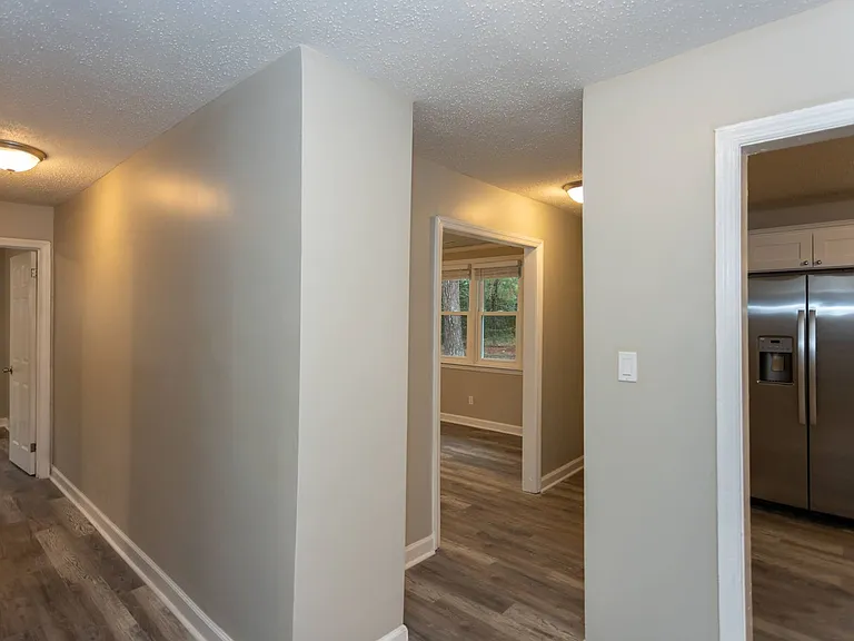 435 McCleary Ln — Photo 12