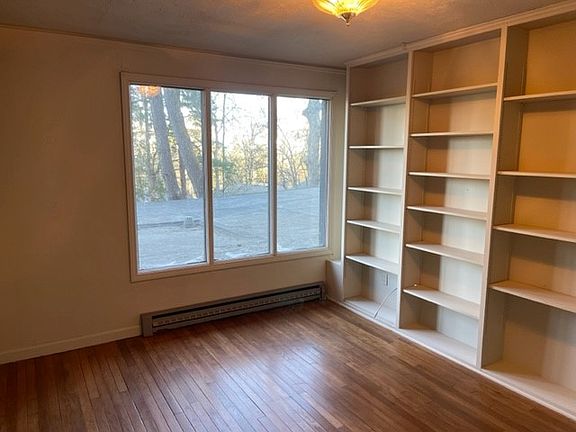 3rd image of 2622 Marylhurst Dr