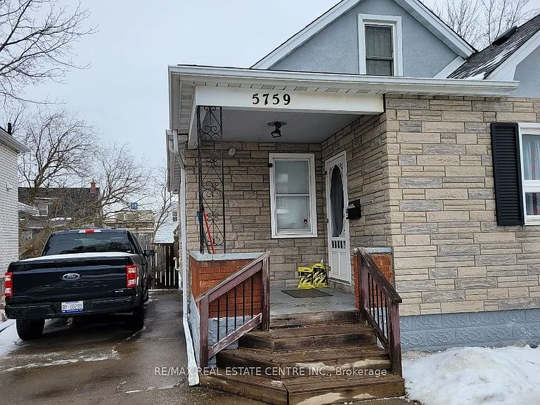 5759 Emery St — Photo 1