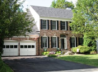 227 Midsummer Dr, Gaithersburg, MD 20878