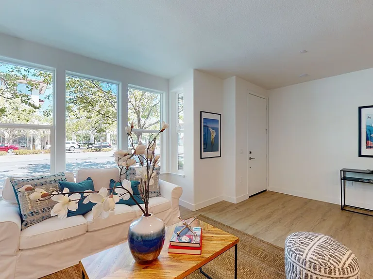 1001 Doubles Dr #103 — Photo 7