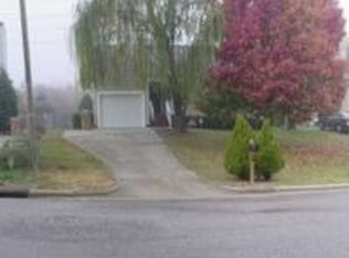 9408 Dawnshire Rd, Raleigh, NC 27615