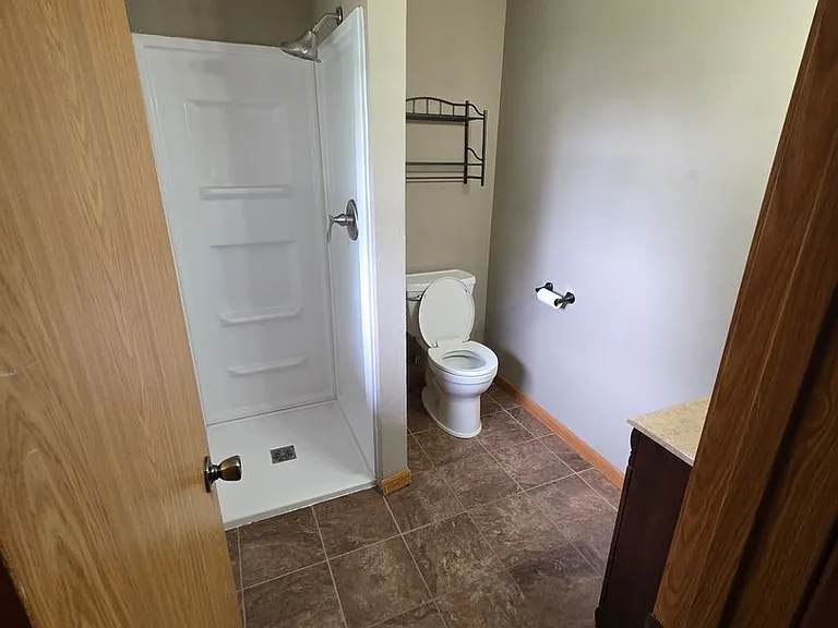 501 Adare Rd — Photo 9