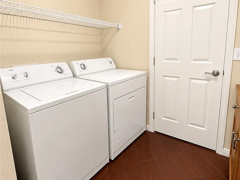 3341 Salmon Creek Dr — Photo 11