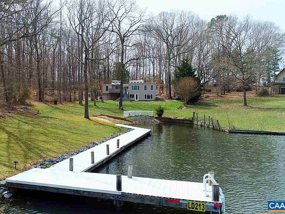 4th image of 190 Bear Castle Dr