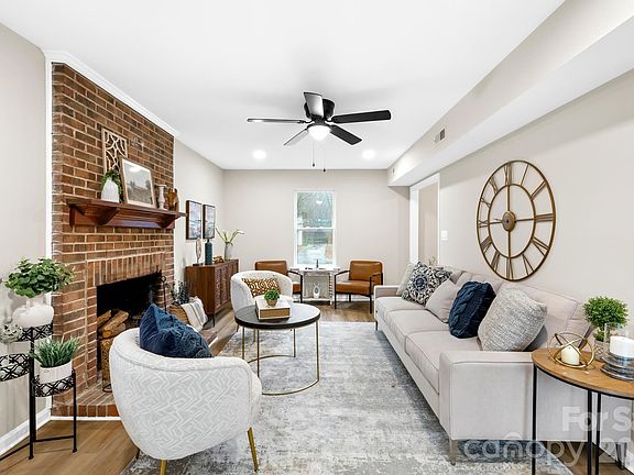 5th image of 8201 Meadowdale Ln