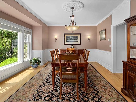 5th image of 2 Old Katonah Dr