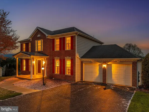 10 Knoll Side Ln, Middletown, MD 21769