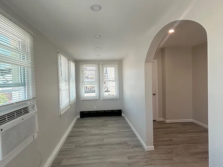 315 Beach 90th St — Photo 5