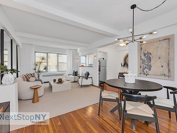 3rd image of 400 E 52nd St APT 7K