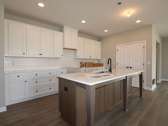 3rd image of 5614 Jessica Ln W Lot 7