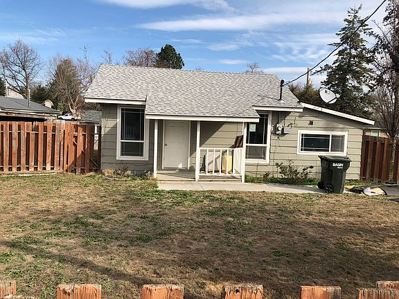 2nd image of 5676 Deer St