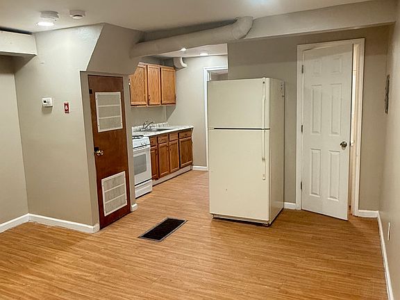 3rd image of 376-78 N Clinton Ave APT 1