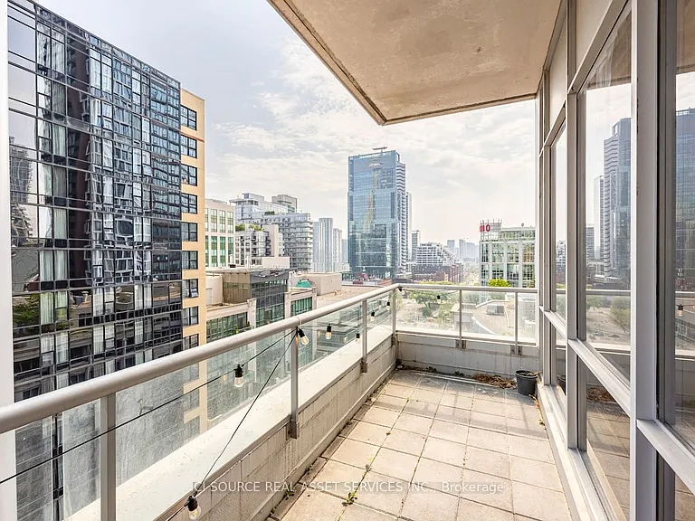 250 Wellington St W #Penthouse 40 — Photo 20