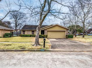 3306 Timber View Dr, Sugar Land, TX 77479