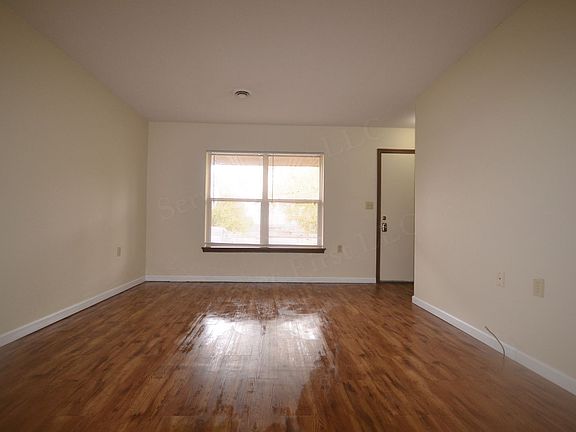 2nd image of 503 Broad St APT 4