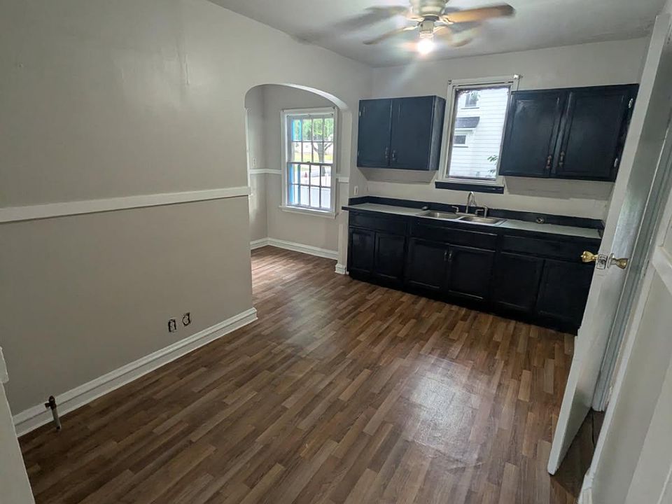 1st image of 19431 Maple Heights Blvd