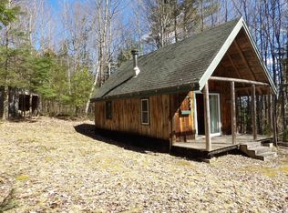 96 Thurston Rd, Skowhegan, ME 04976