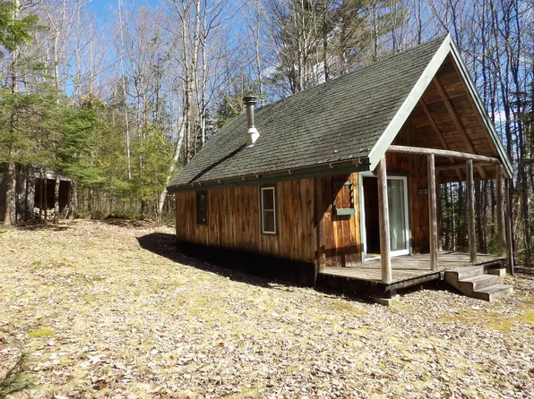 96 Thurston Road, Cornville, ME 04976