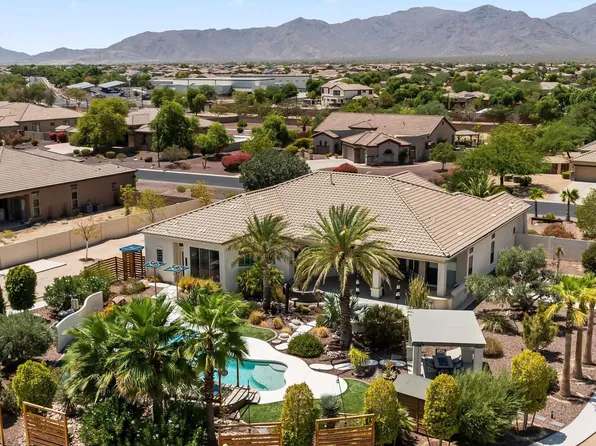 10417 N 180TH Drive, Waddell, AZ 85355