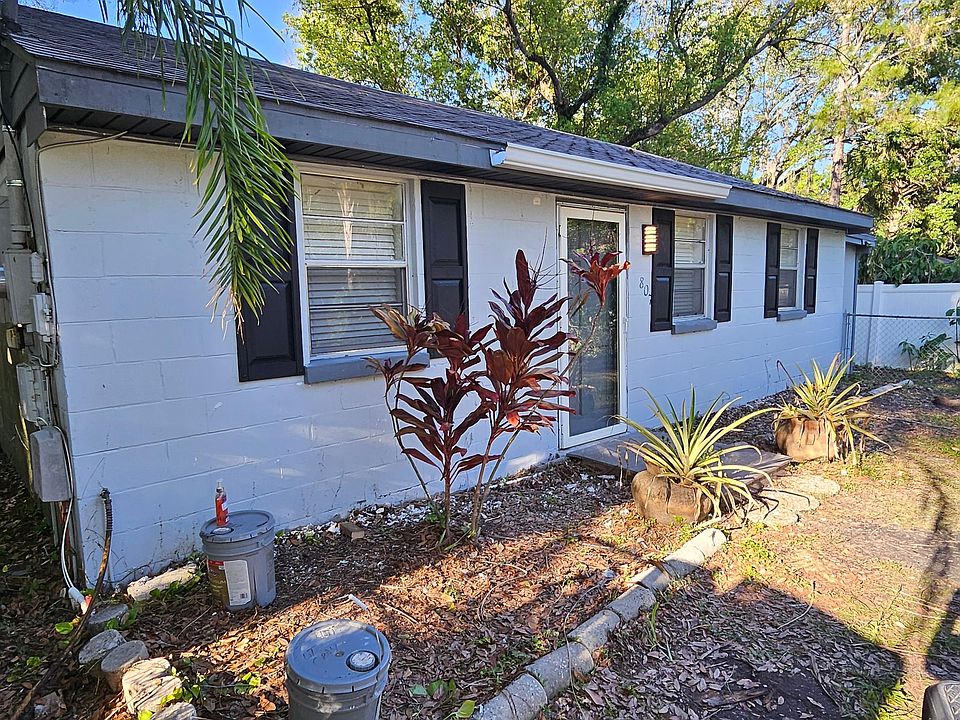1st image of 807 Alicia Ave