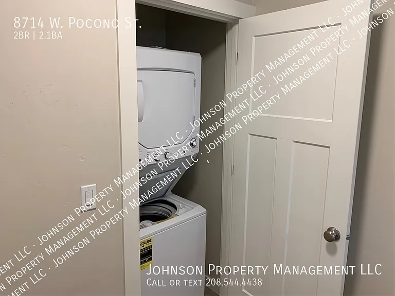 8714 W Pocono Ln — Photo 12