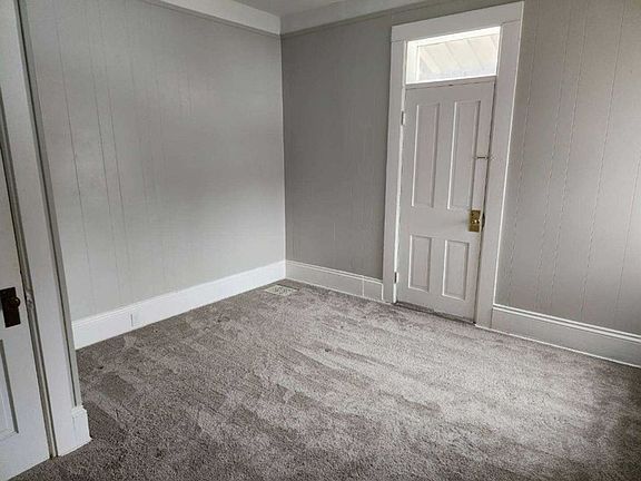5th image of 415 Park Ave W #3