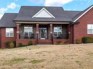 1429 Robert Ridge Rd, Sevierville, TN 37862