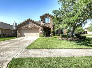 3101 Creek Bank Ln, Pearland, TX 77581