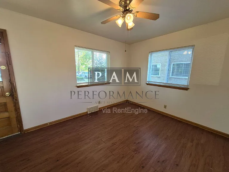 5327 N Mohawk Ave #2 — Photo 13