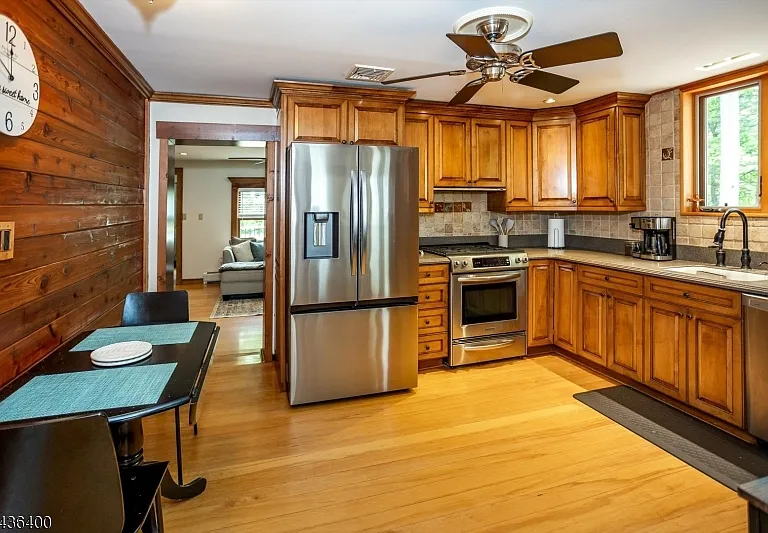 1020 Green Pond Rd — Photo 13