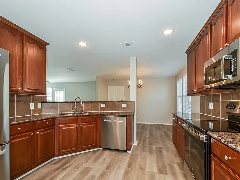 3525 Camino Real Trl — Photo 6