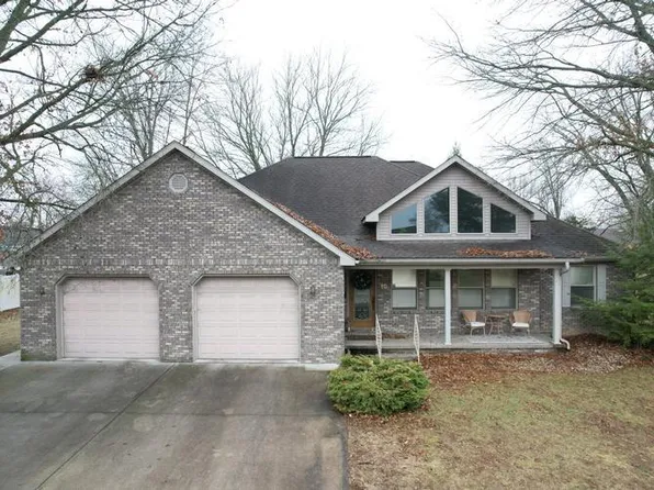 10 Meadow Moor Way, Mitchell, IN 47446