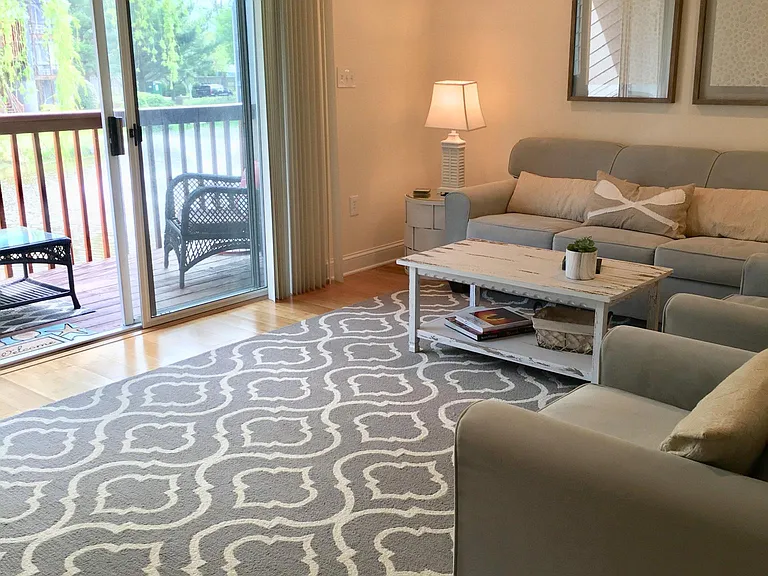 250 Sea Eagle Dr #7 — Photo 4