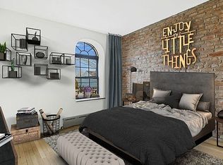 288 Ainslie St #2B, Brooklyn, NY 11211