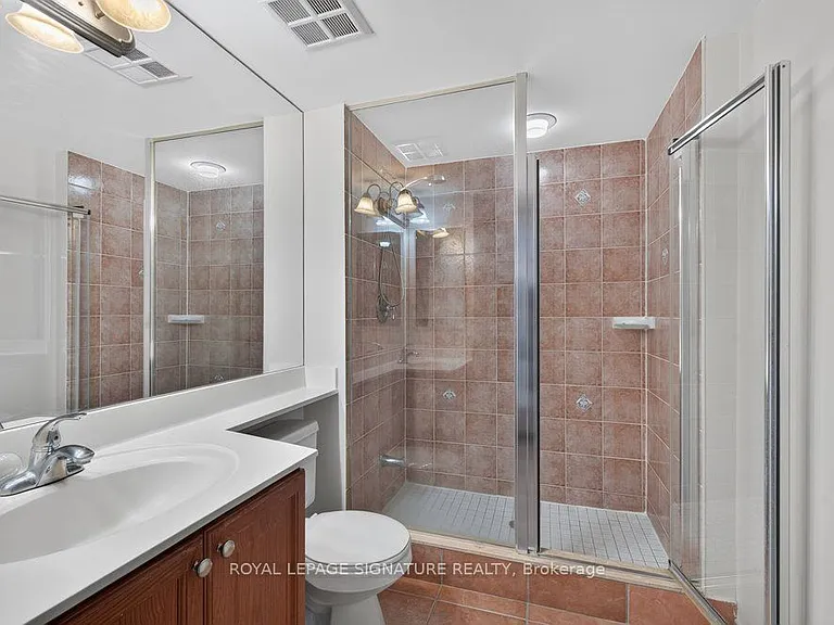 80 Harrison Garden Blvd #2219 — Photo 23