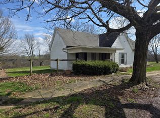235 Garrett Ave, Brooksville, KY 41004