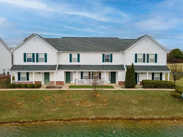 643 Pondview Dr, Grove City, OH 43123