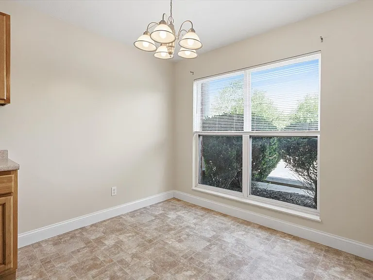 2430 Hallerins Ct — Photo 4