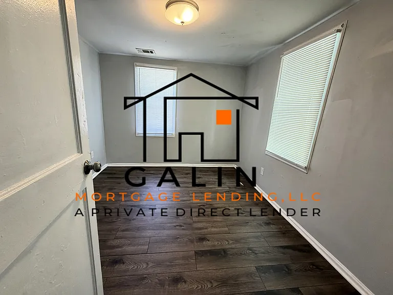 1330 Golden St — Photo 18