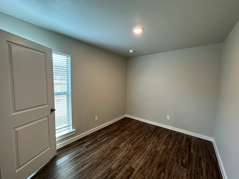 3402 Tiffin Ave #A — Photo 17