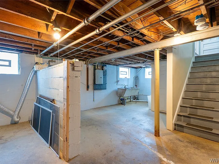 845 Cleveland Dr — Photo 27