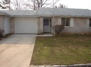 166B Laurel Plz, Monroe Township, NJ 08831