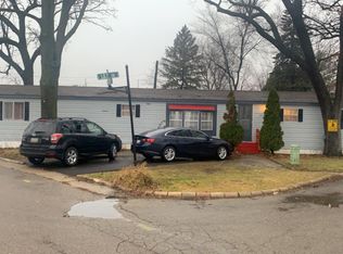 442 Lily Dr, Madison, WI 53713