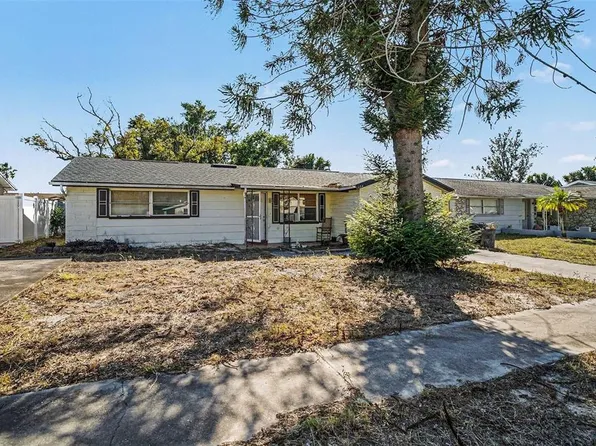 5604 Cheyenne Dr, Holiday, FL 34690