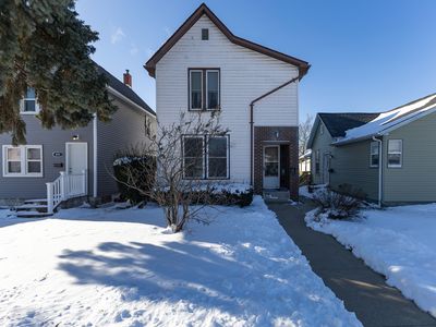 653 2nd Ave S, Clinton, IA, 52732