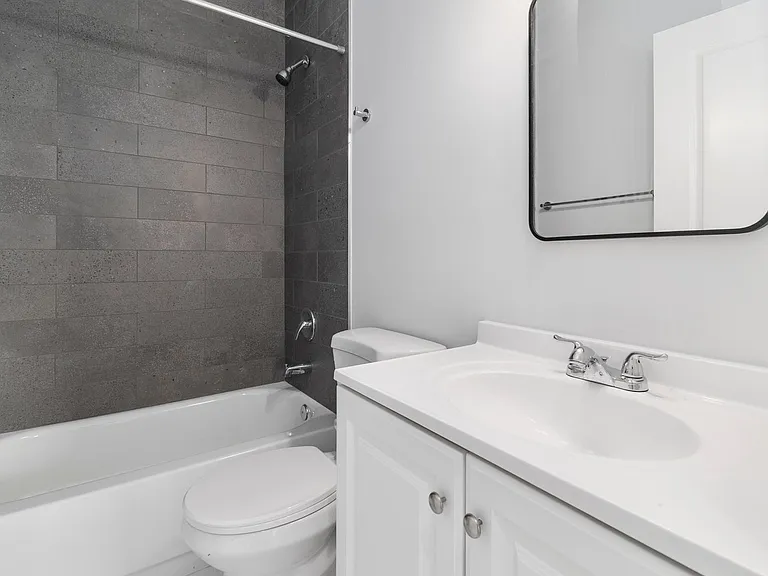 54 Rhode Island Ave NW — Photo 13