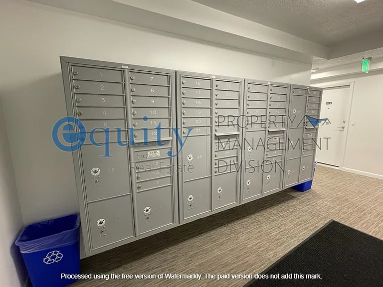 1032 E 400 S #303B — Photo 16