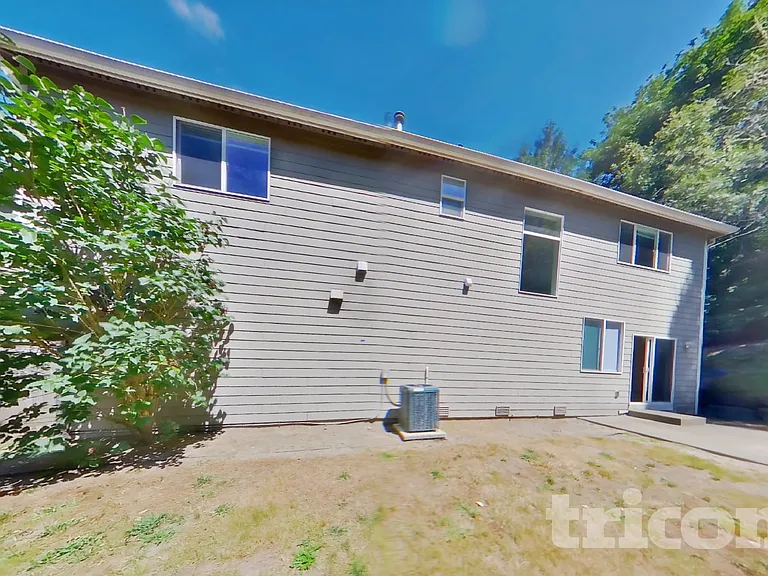 6350 Jagger Pl NE — Photo 16