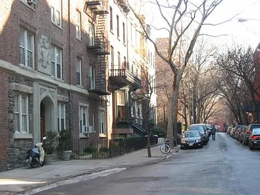 Rented by Ronda Savoy Realty | media 46